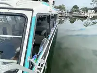 குரூஸ் கப்பல் விற்பனைக்கு