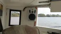 டிராலர் விற்பனைக்கு