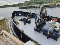 வேலை செய்யும் படகுகள் விற்பனைக்கு