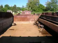 பarge விற்பனைக்கு
