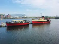 பயணிகள் கப்பல் விற்பனைக்கு