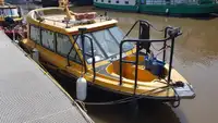 குரூஸ்பெரி விற்பனைக்கு