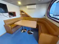 வேலை செய்யும் படகுகள் விற்பனைக்கு
