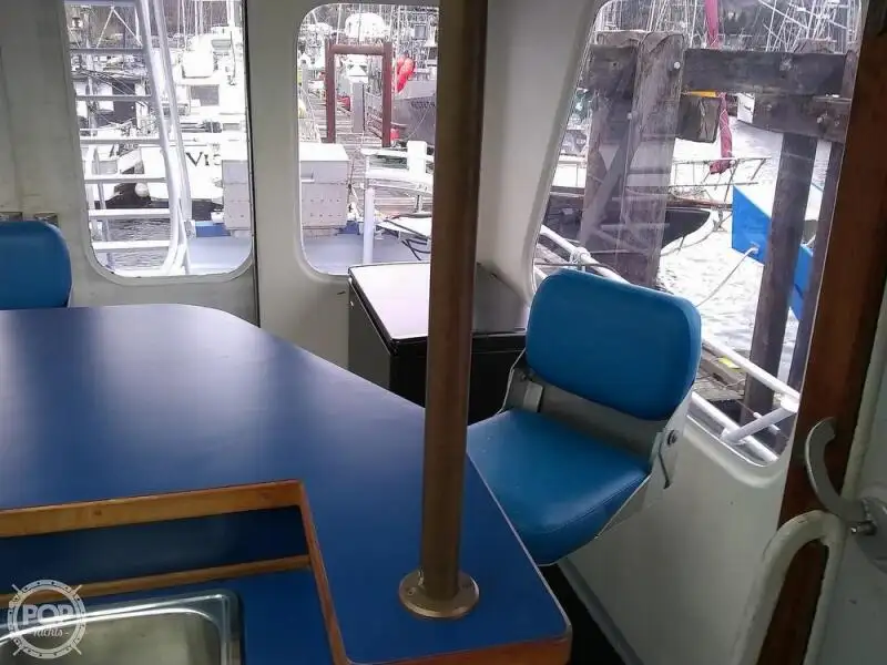 கட்டர் விற்பனைக்கு