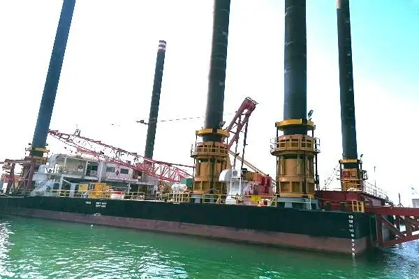 பarge விற்பனைக்கு