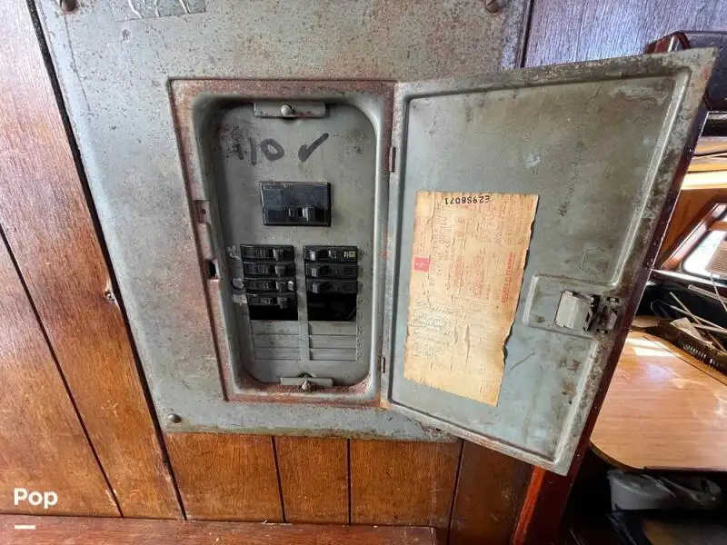 டிராலர் விற்பனைக்கு