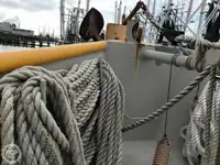 டிராலர் விற்பனைக்கு
