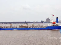 எண்ணெய் / இரசாயன டேங்கர் விற்பனைக்கு