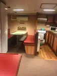 டிராலர் விற்பனைக்கு