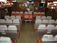 குழு படகு விற்பனைக்கு