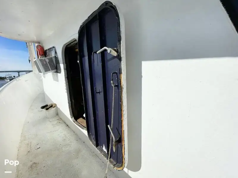 டிராலர் விற்பனைக்கு