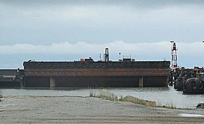 பarge விற்பனைக்கு