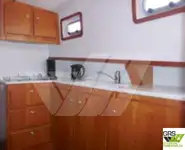 பணிப் படகுகள் விற்பனைக்கு