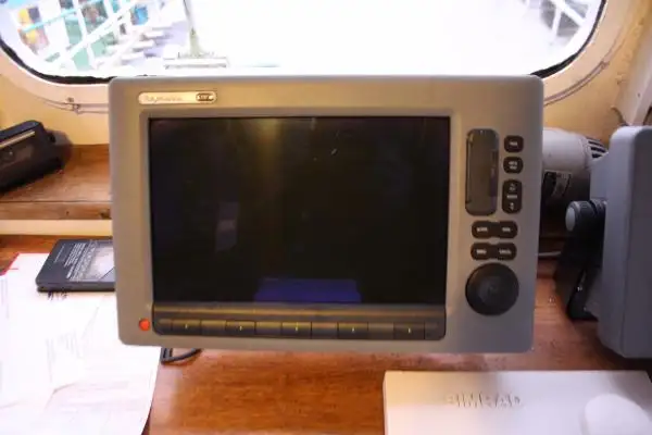 குரூஸ் கப்பல் விற்பனைக்கு