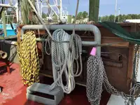 டிராலர் விற்பனைக்கு