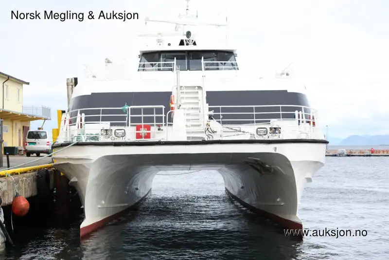 கேட்டமரன் விற்பனைக்கு
