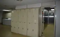 எல்என்ஜி கொண்டு செல்லும் கப்பல் விற்பனைக்கு