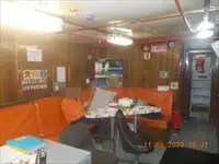 குழு படகு விற்பனைக்கு