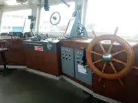 இழுக்கும் படகு விற்பனைக்கு
