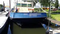 டிராலர் விற்பனைக்கு