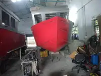 வேலை செய்யும் படகுகள் விற்பனைக்கு