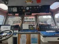 விறைப்பான காற்றினால் நிரப்பப்பட்ட படகு விற்பனைக்கு