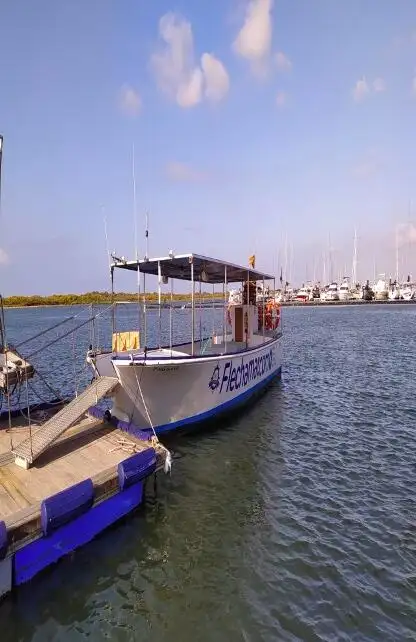 படகு கப்பல் விற்பனைக்கு