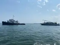 இழுக்கும் படகு விற்பனைக்கு
