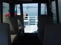 குழு படகு விற்பனைக்கு