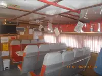 குழு படகு விற்பனைக்கு
