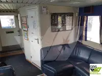 தங்கும் படகு விற்பனைக்கு