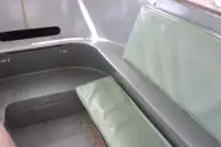 குழு படகு விற்பனைக்கு
