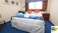 குரூஸ் கப்பல் விற்பனைக்கு
