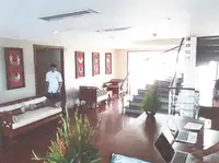 குரூஸ் கப்பல் விற்பனைக்கு