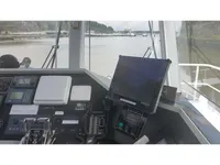 குழு படகு விற்பனைக்கு