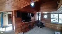 டிராலர் விற்பனைக்கு