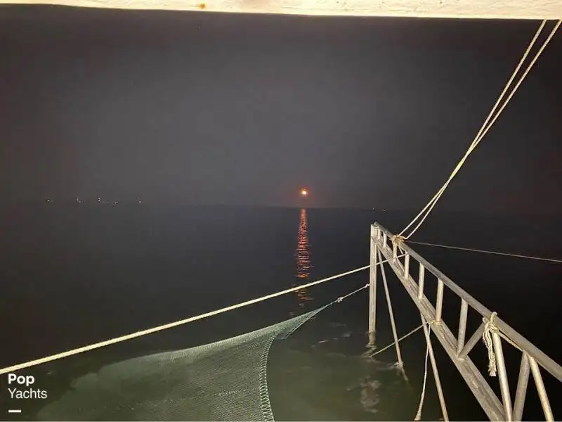 டிராலர் விற்பனைக்கு