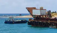 வேலை செய்யும் படகுகள் விற்பனைக்கு
