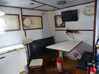 இழுக்கும் படகு விற்பனைக்கு