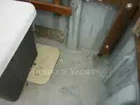 டிராலர் விற்பனைக்கு
