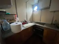 வேலை செய்யும் படகுகள் விற்பனைக்கு