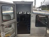 குழு படகு விற்பனைக்கு