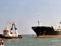 எண்ணெய் / இரசாயன டேங்கர் விற்பனைக்கு