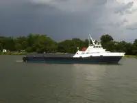 படகு விற்பனைக்கு