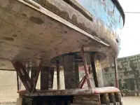 இழுக்கும் படகு விற்பனைக்கு