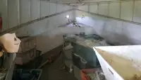 டிராலர் விற்பனைக்கு