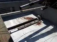டிராலர் விற்பனைக்கு