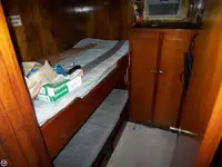 இழுக்கும் படகு விற்பனைக்கு