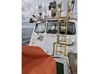 குழு படகு விற்பனைக்கு
