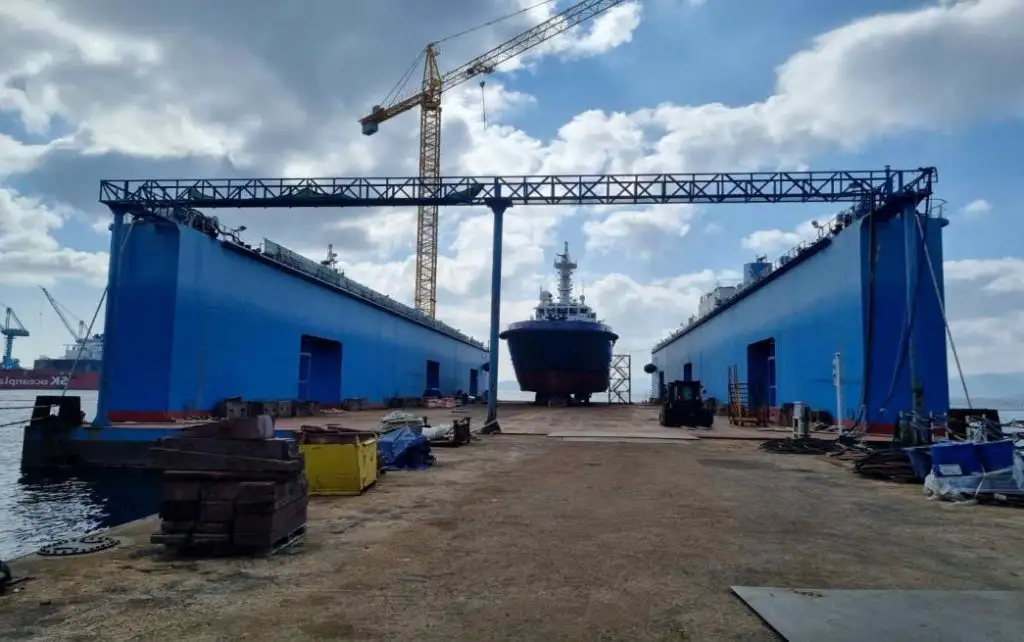 மிதக்கும் கப்பல் தளம் விற்பனைக்கு